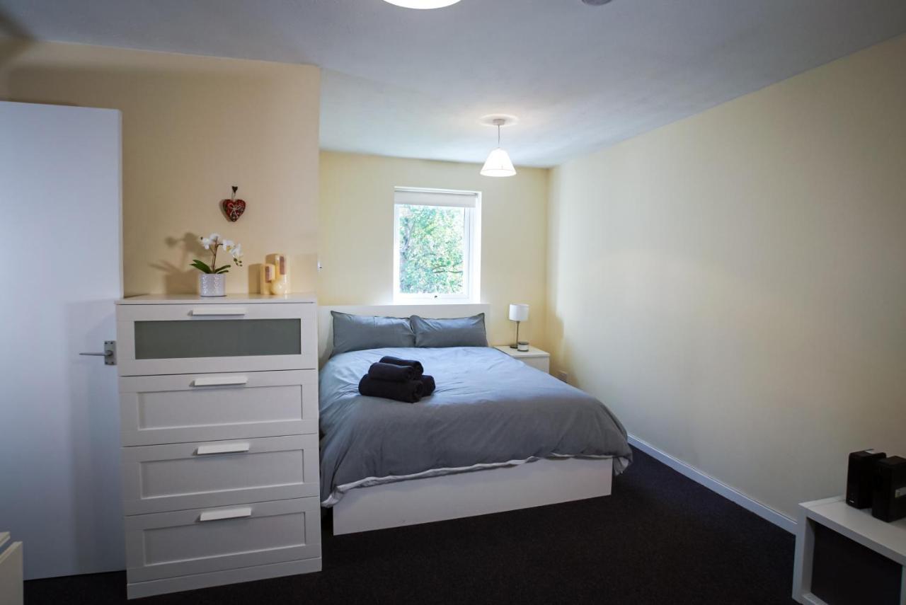 In Quiet Area In Newbury, Self Check-in * Newbury (Berkshire)